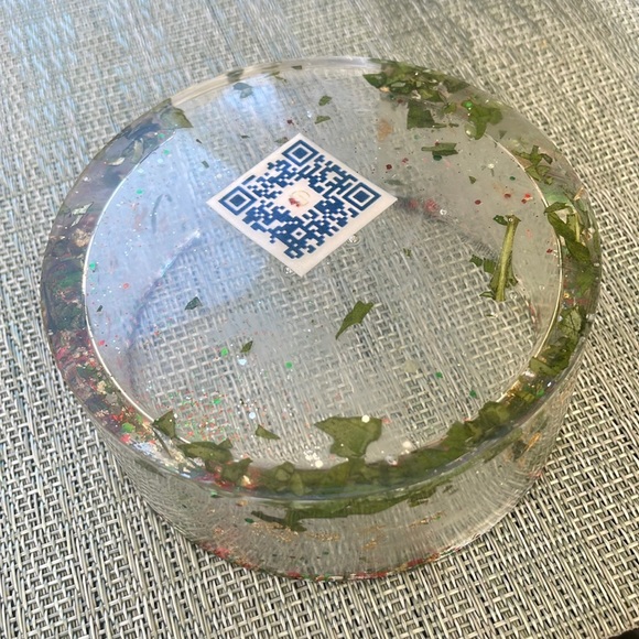 XMAS Handmade Pressed Flower Holiday Coaster Set and Holder - Picture 8 of 16